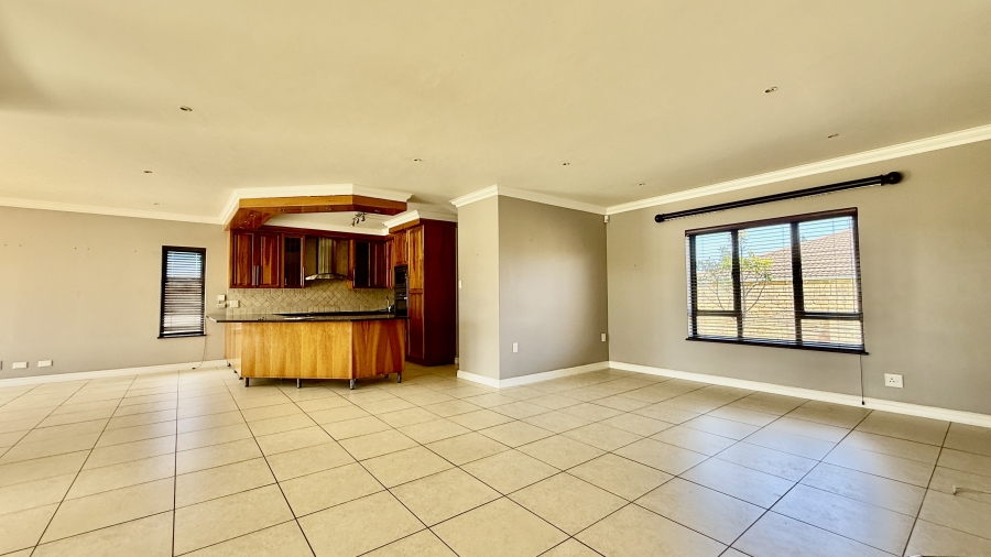 3 Bedroom Property for Sale in Summerstrand Eastern Cape